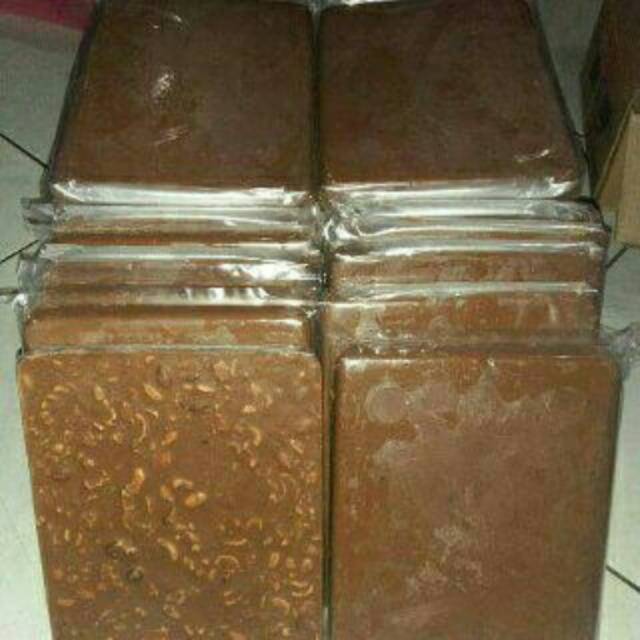 

Silverqueen brownie/coklat/coklat kiloan/coklat patahan/coklat bandung/coklat olahan/coklat murah