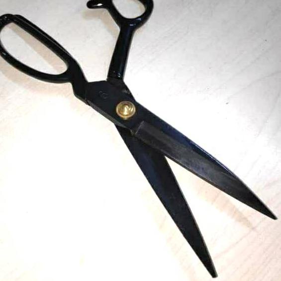 

Big Sale - Gunting Kain Shuaipu 9-230mm Pegangan Lapisan Karet Hitam ..