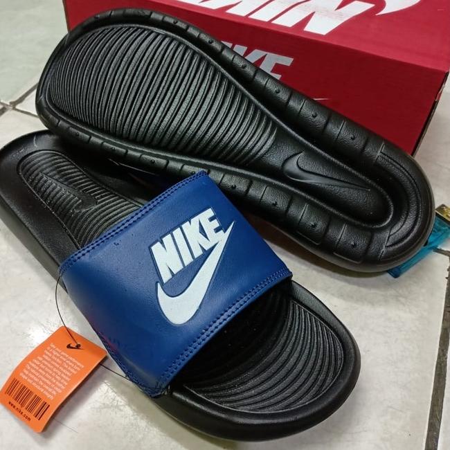 Top Produk.. NEW BIG SIZE Sandal Pria 44 45 46 47 Slip on Nike Victory One slide flip flop Sendal uk