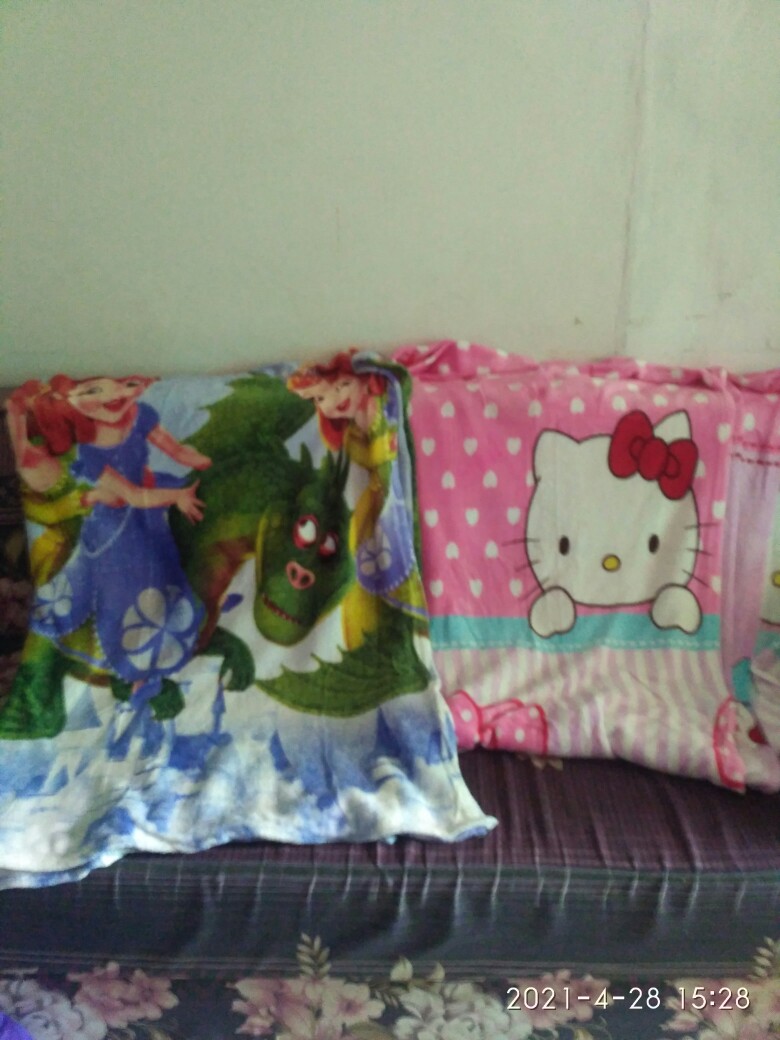 Selimut Bulu Halus Terlaris Motif Anak Berkualitas Murah / Selimut Karakter Import  - Ukuran 150x200