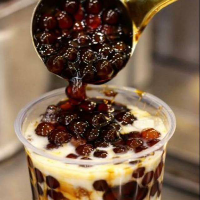 

BROWN SUGAR BOBA 1 KG PEARLS tapioca pearl topping minuman bubble tea milkshake kopi susu halal enak