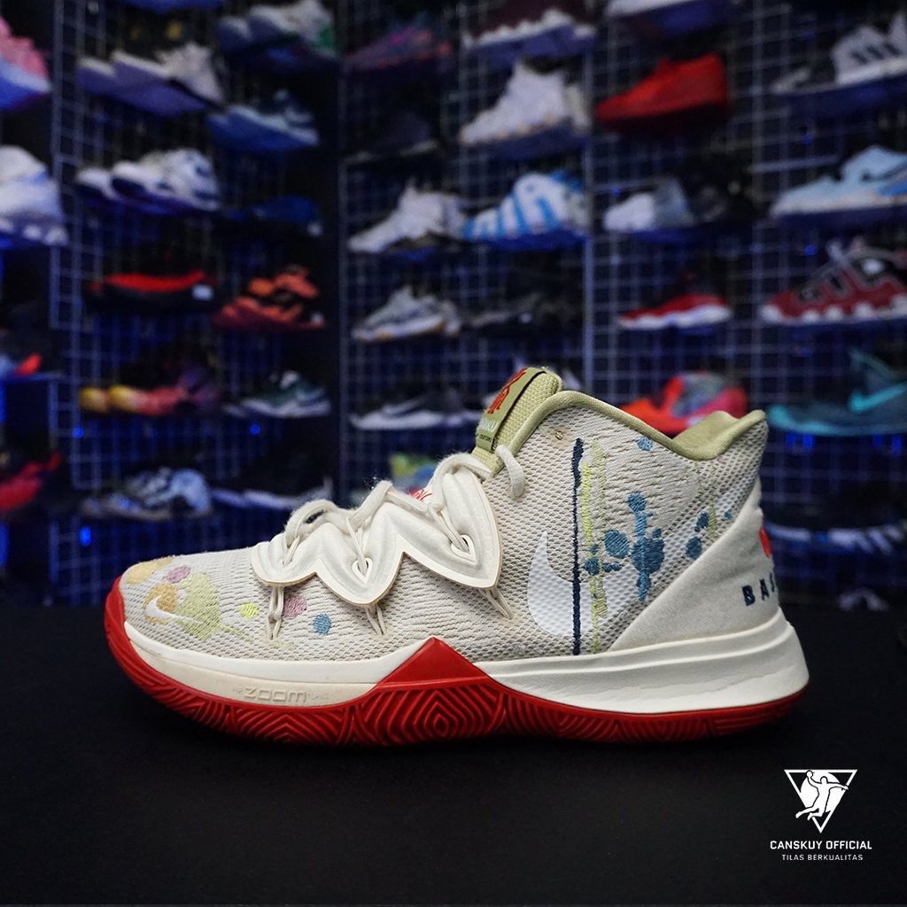 Sepatu Basket Pria Nike Kyrie Bandulu Size 44