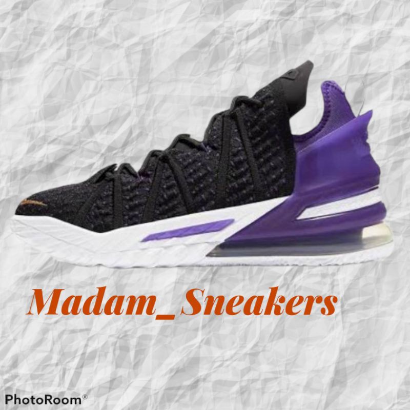Sepatu Basket Nike Lebron 18 court Purple
