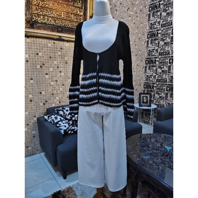 Cardigan Rajut Lidi Gradasi Abu Putih Hitam Size L