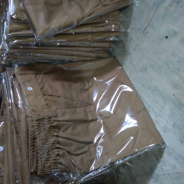 Baggy pants ukuran 4L