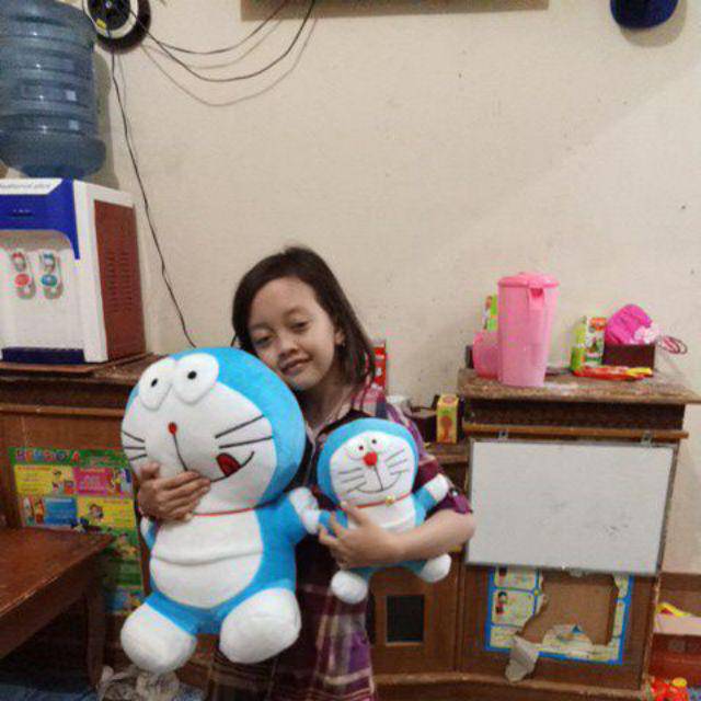 Sepasang boneka doraemon polos XL&amp;M