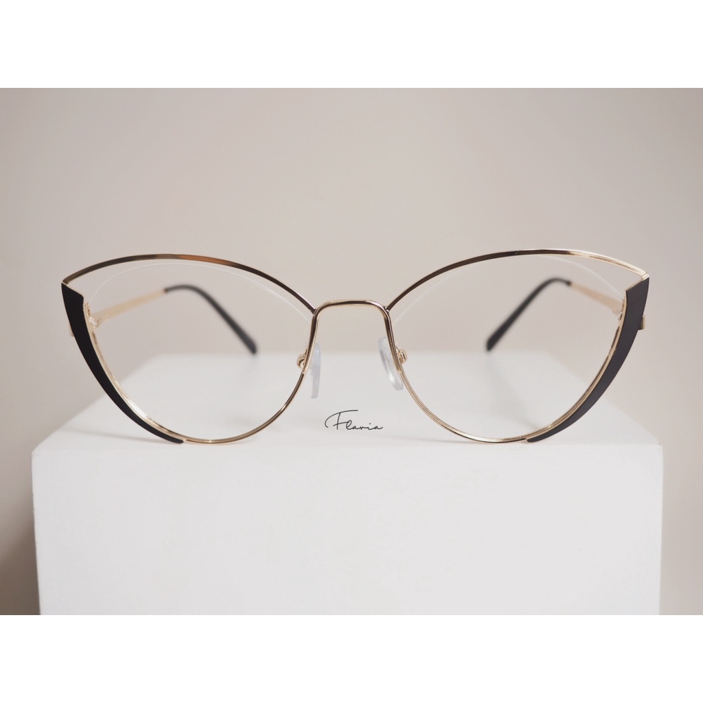 Flavia Eyewear - Kacamata Roxanne Cat Eye Titanium (custom minus, photochromic, blueray, bluechromic dan photobrown)