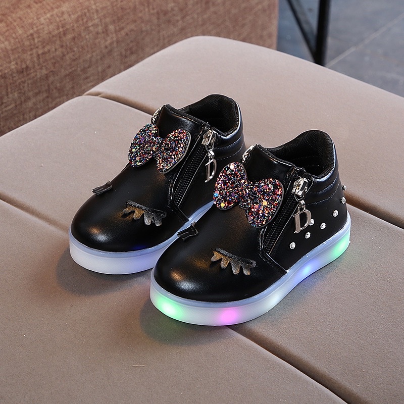 Sepatu Anak Perempuan  Cute / Sepatu Anak Perempuan LED / Sepatu Anak Perempuan Nyala/ Sepatu Anak Perampuan Cwek Lampu Warna Warni / Sepatu Sneaker Anak