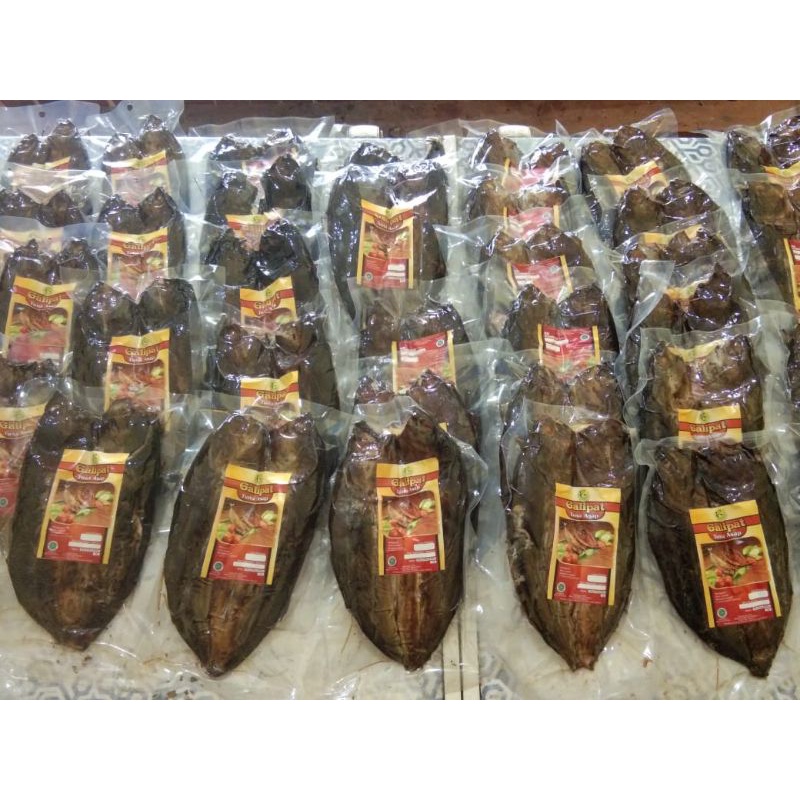 

IKAN CAKALANG ASAP ±500gr