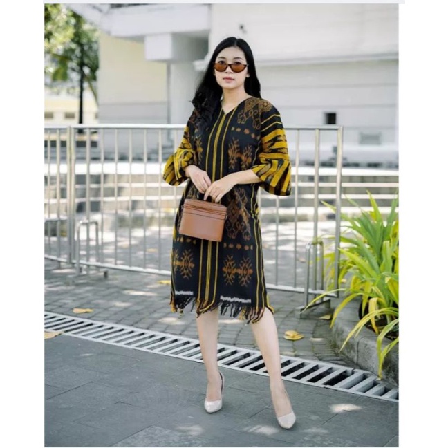 dress tenun troso jepara