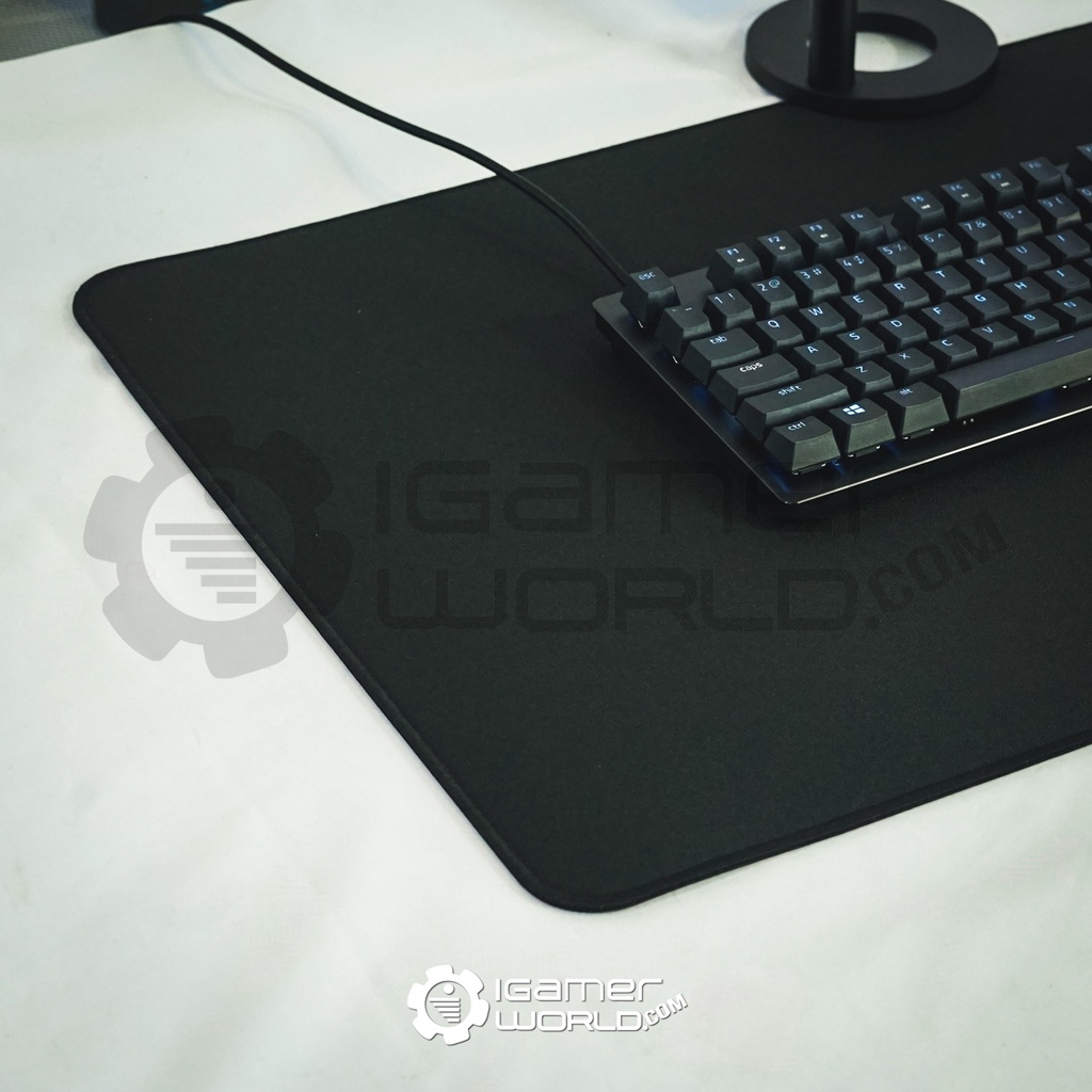 Razer Strider Hybrid Soft / Hard Mat Gaming Mousepad