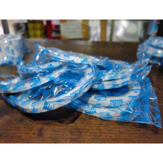 

DOUBLE TAPE 6MM (1/4 inch) MERK KENKO