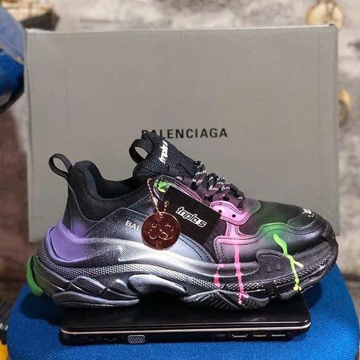 balenciaga unauthorized authentic