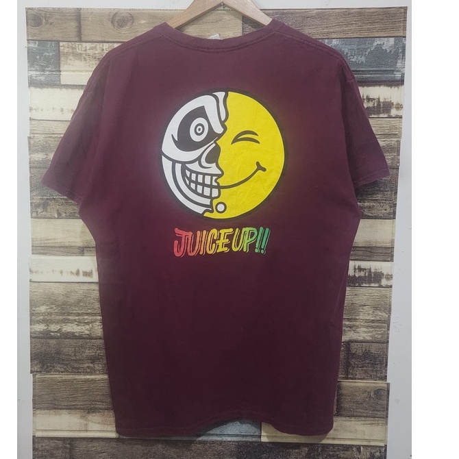 Tshirt GIldan Wanima Band Japan Maroon Built Up ( Size L )