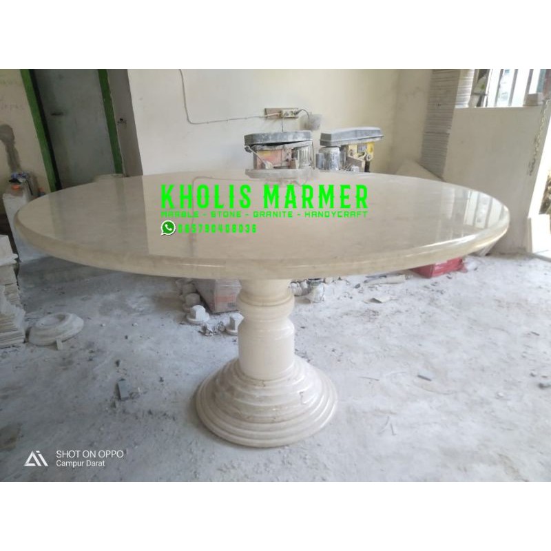 Meja Makan Bulat Model Kaki Alur