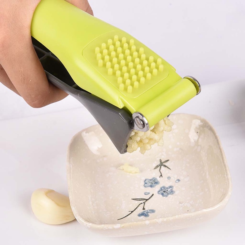 itchen Stainless Steel Hand Press Shredder Pat Punch Press Garlic Onion Ginger OW