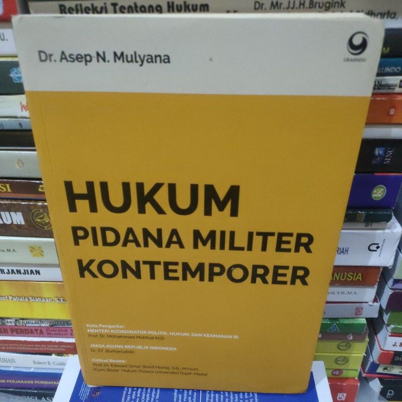 

Hukum pidana militer kontemporer by Asep N Mulyana
