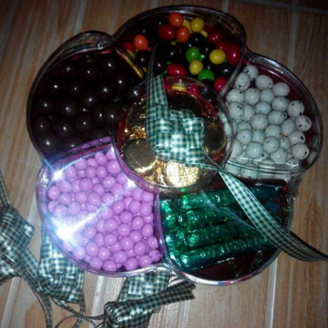 

In Flowers Tray