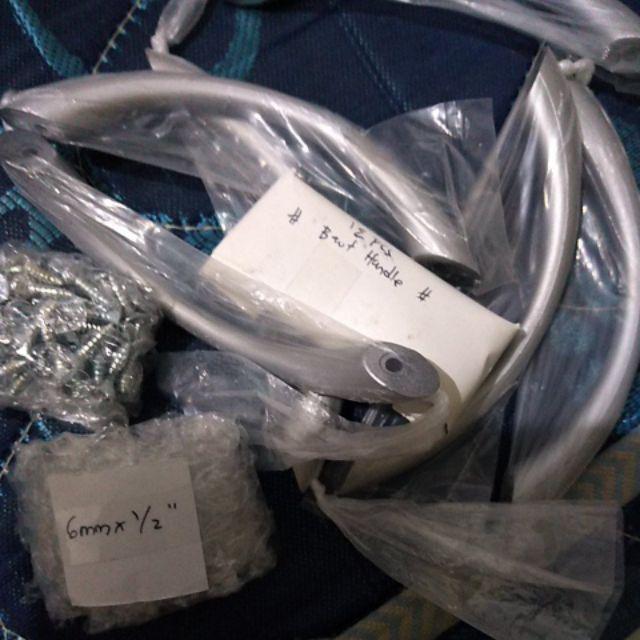 Handle Laci Lemari Model Bulat Sabit Plastik Warna Silver