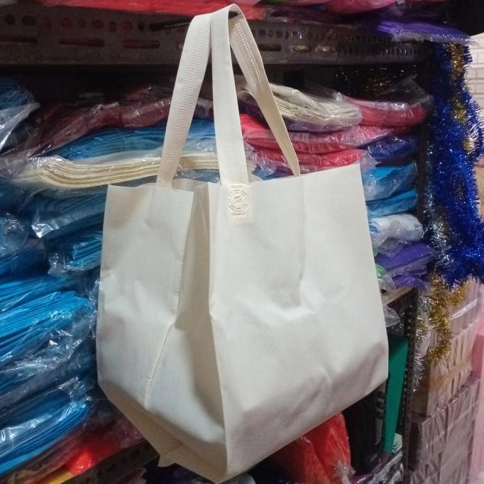 

[COD] Tas kotak polos buat dus kue/nasi bok 22x22 [COD]