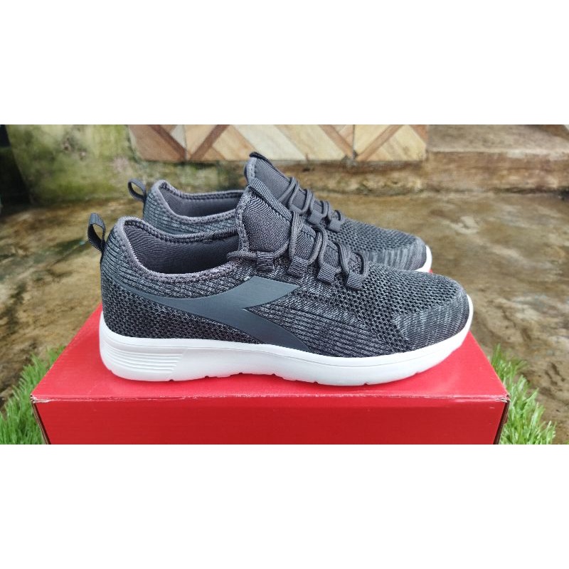 SEPATU DIADORA CORSICA MAN GREY ORIGINAL 100%