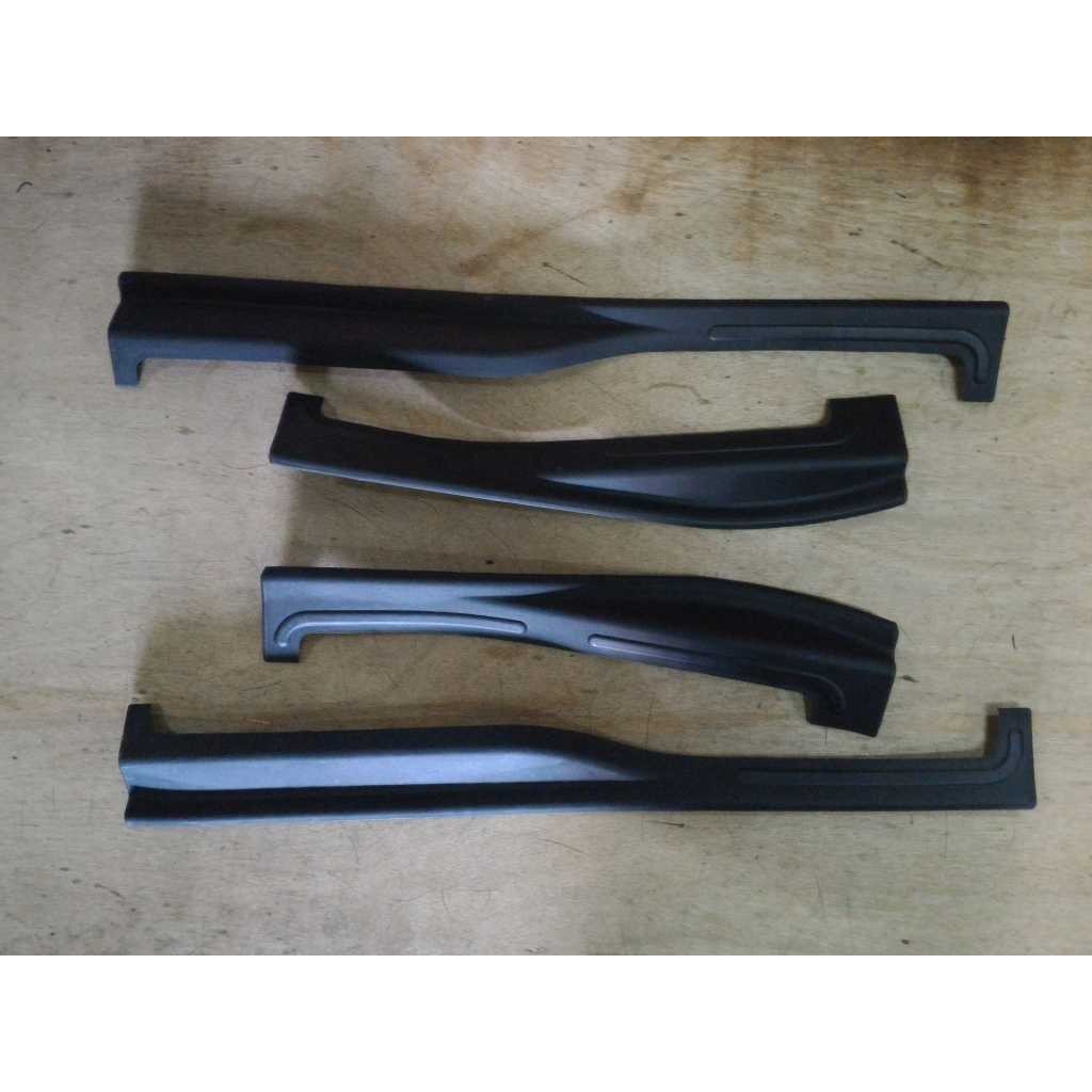 Sillplate / Door Sill / Sill plate samping Wagon R Hitam Plastik ABS