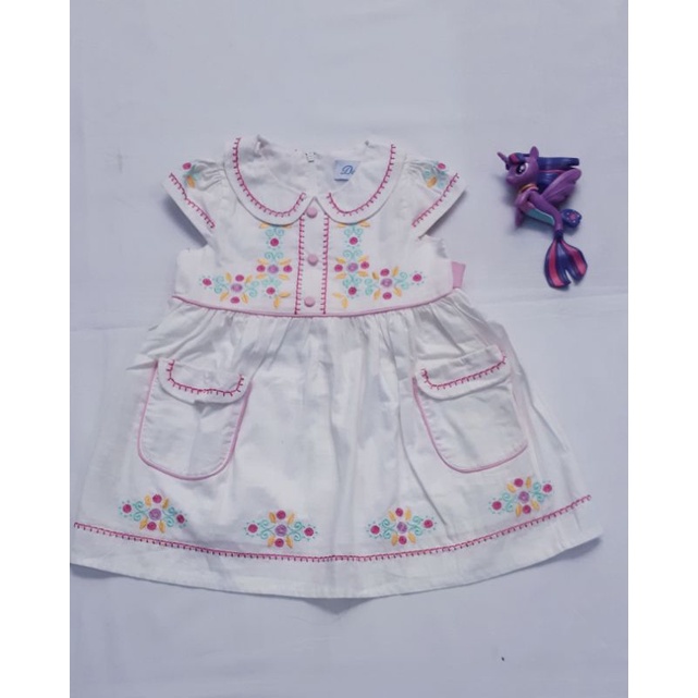 Dress bayi sz 2 merk Donita Dress bayi putih/ gaun bayi / baby dress / baju aqiqah bayi / baju bayi