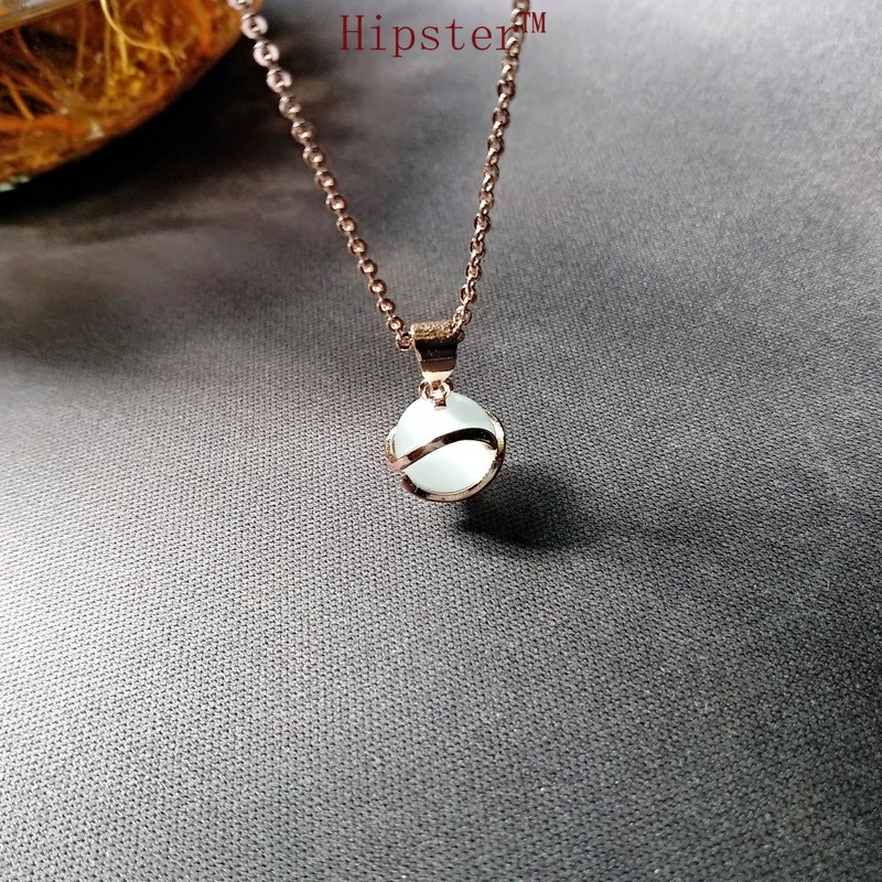 Korean Style Ins Style Vintage Natural White Gemstone Pendant Fashion Temperament Rose Gold Clavicle Chain