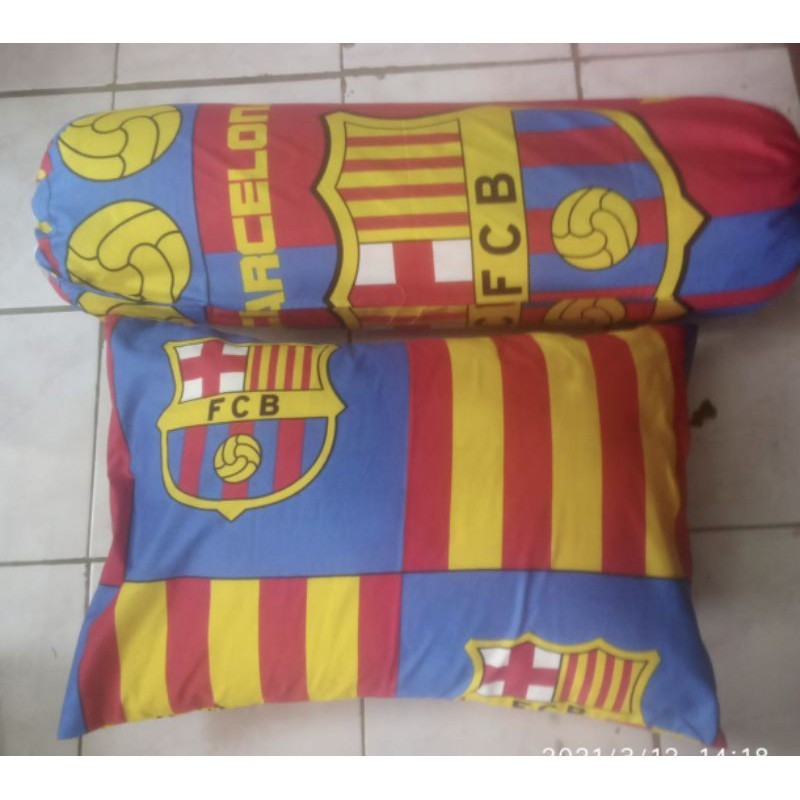 SARUNG BANTAL DAN GULING KABSKTER BOLA