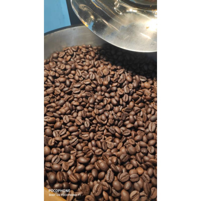 

biji kopi sangrai robusta natural 1000 gram / 1 Kilogram