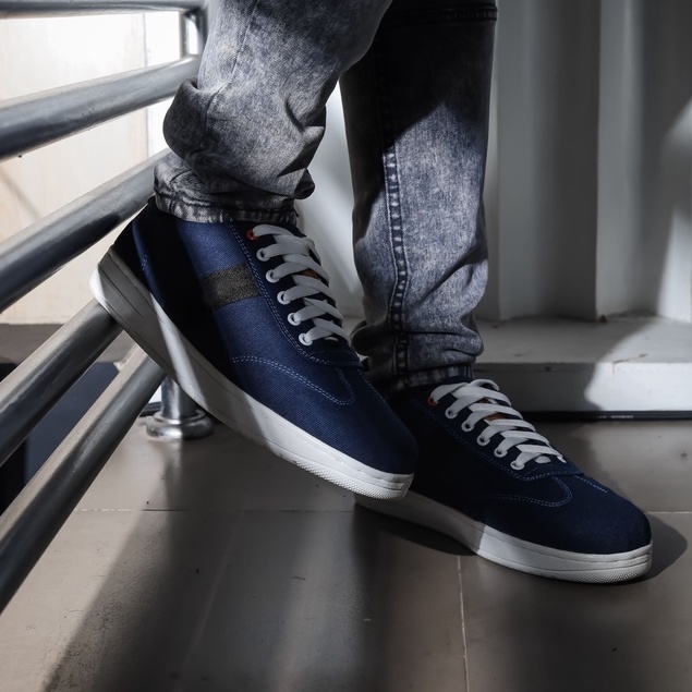 Ian Navy | Sepatu Sneakers Pria Casual Polos Original Putih Cowok Ori Footwear | FORIND x ARF