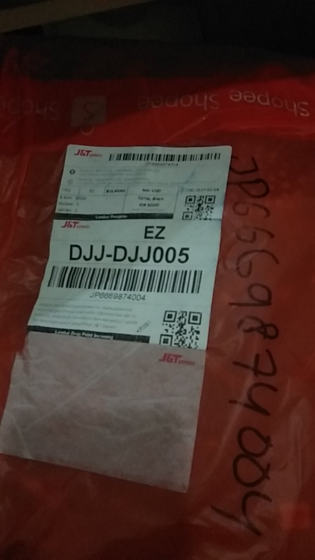 Ireng Hitam Kemeja Batik Pria Lengan Panjang Lapis Furing Reguler Fit Katun Primisima Batik Solo