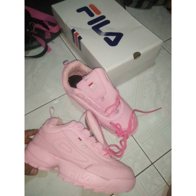 Sepatu fila//import vietnam