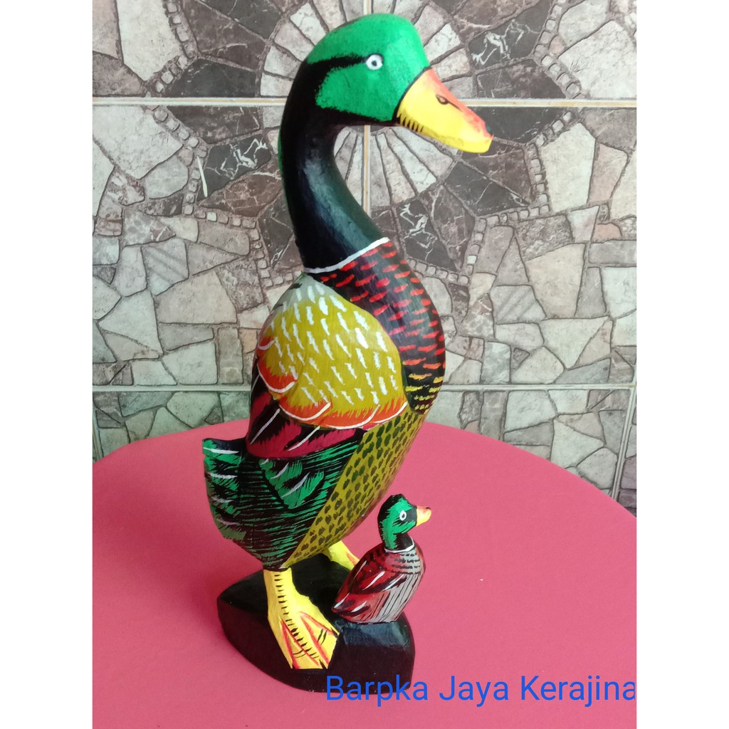 Pajangan Bebek dan Anak  Kayu uk 40 cm