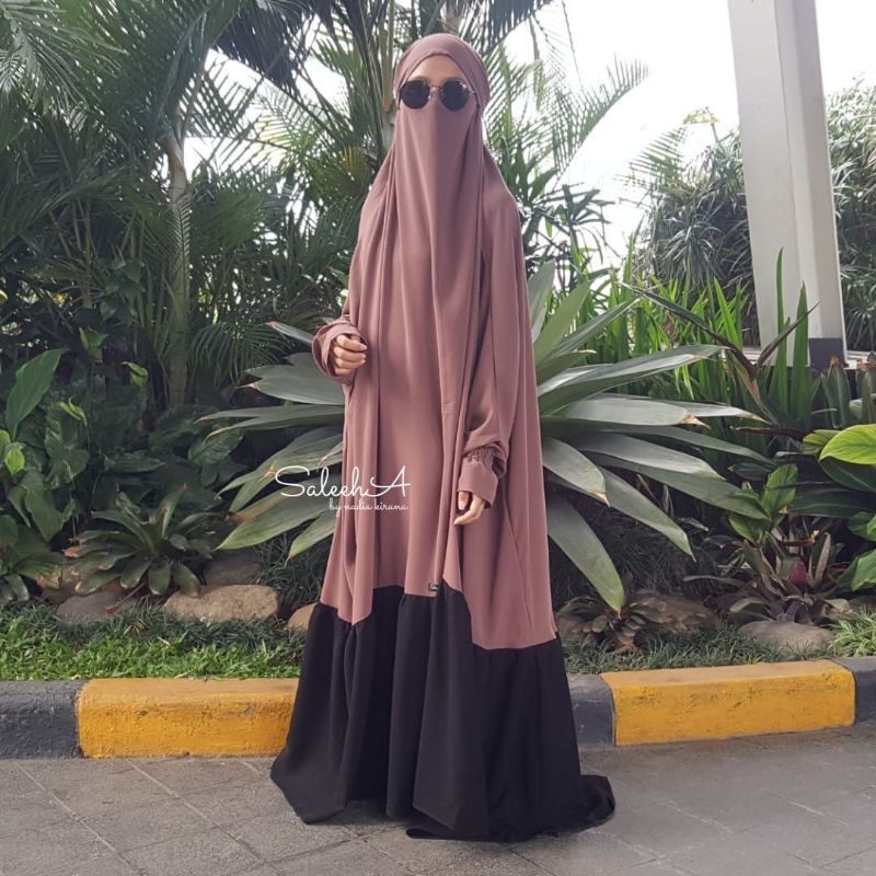 FK ABAYA AINUN by Saleeha