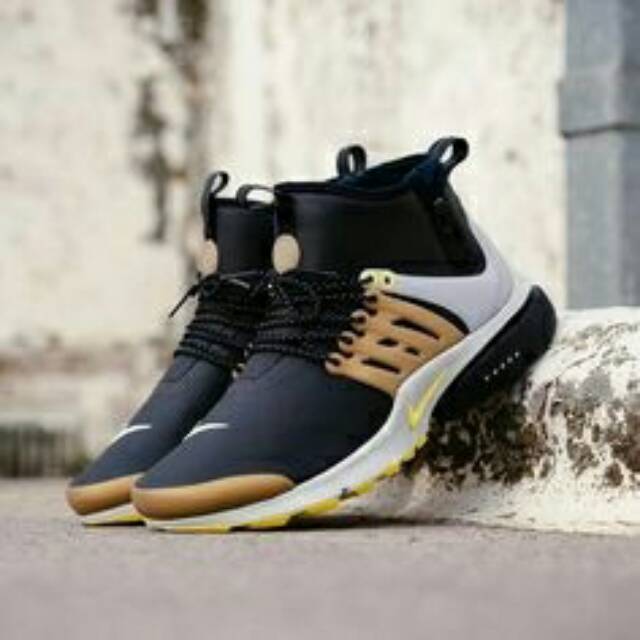 air presto black and gold