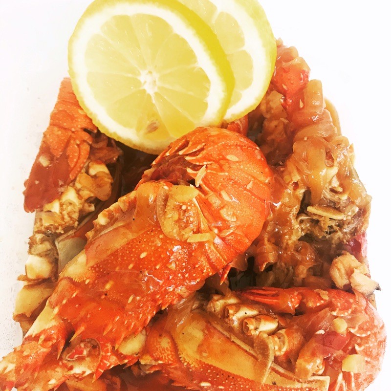 

Lobster saus tiram iLovbster 1/2 kg isi 3-4