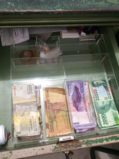 Tempat Uang (acrylic 2mm) + Penutup