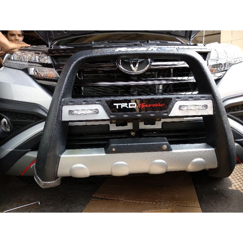 Bumper bemper tanduk depan small TRD extra plus lampu led drl abs plastik hitam silver calya/sigra/a