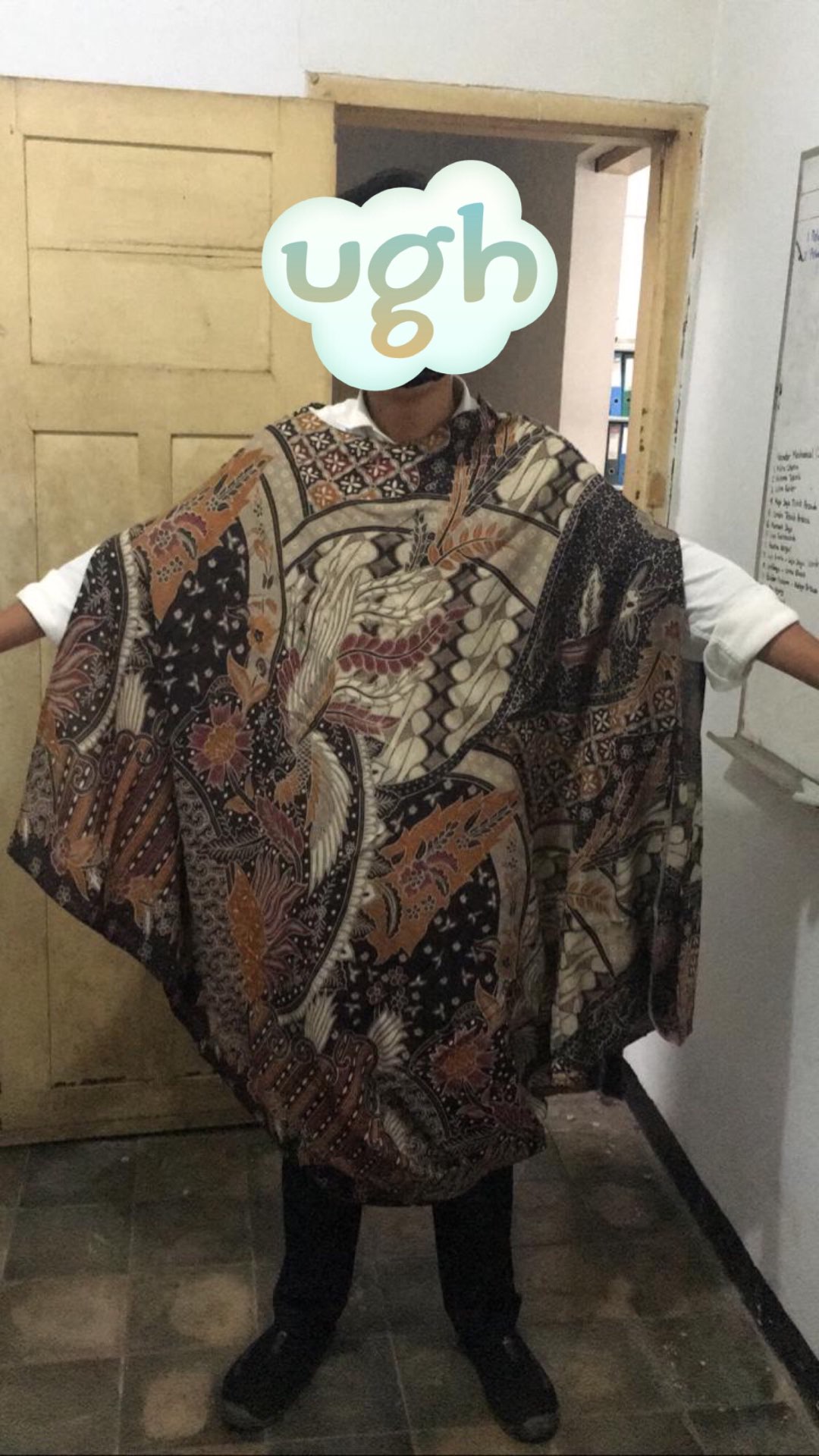 Coupel Batik Solo Kaftan Paris Dress Batik Motif Abstrak Copel Batik Kondangan Original