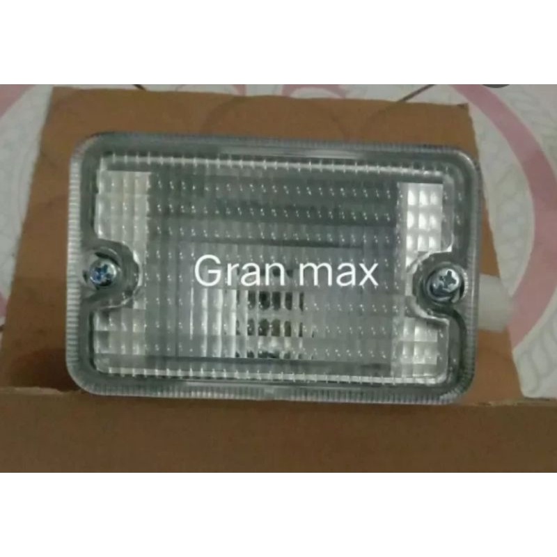 lampu atret mundur belakang Gran max