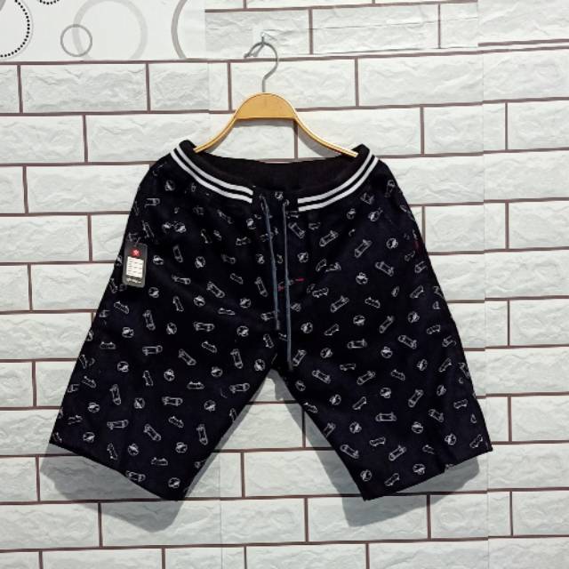 Celana pendek pria import full print Shopee Indonesia Celana pendek pria import full print Shopee Indonesia