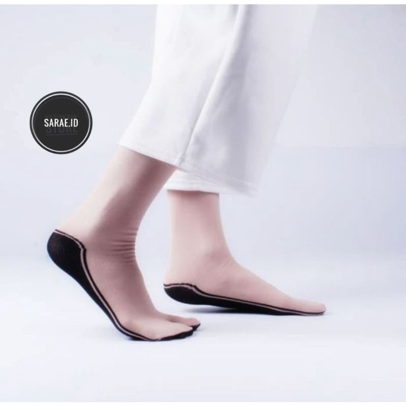 kaos kaki jempol wanita kaos kaki hitam polos jempol kaos kaki warna hitam putih cream