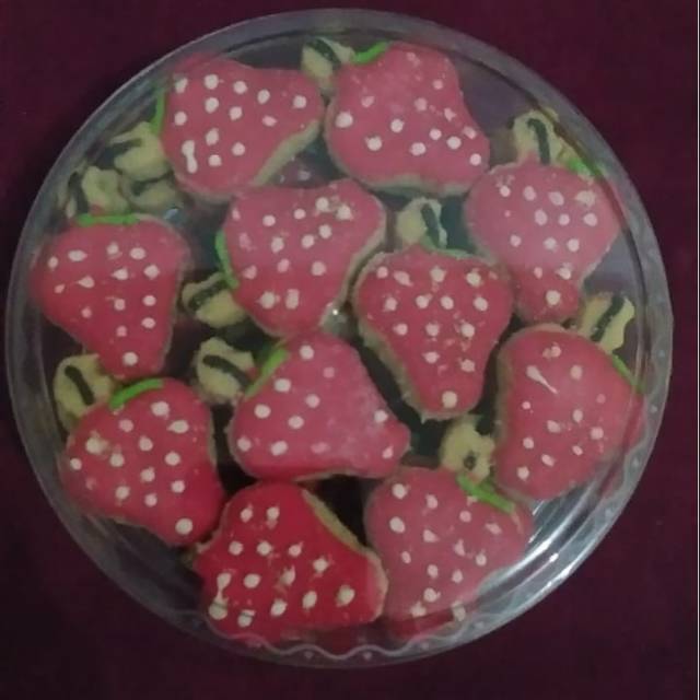 

Kue Kering Karakter 250 gram