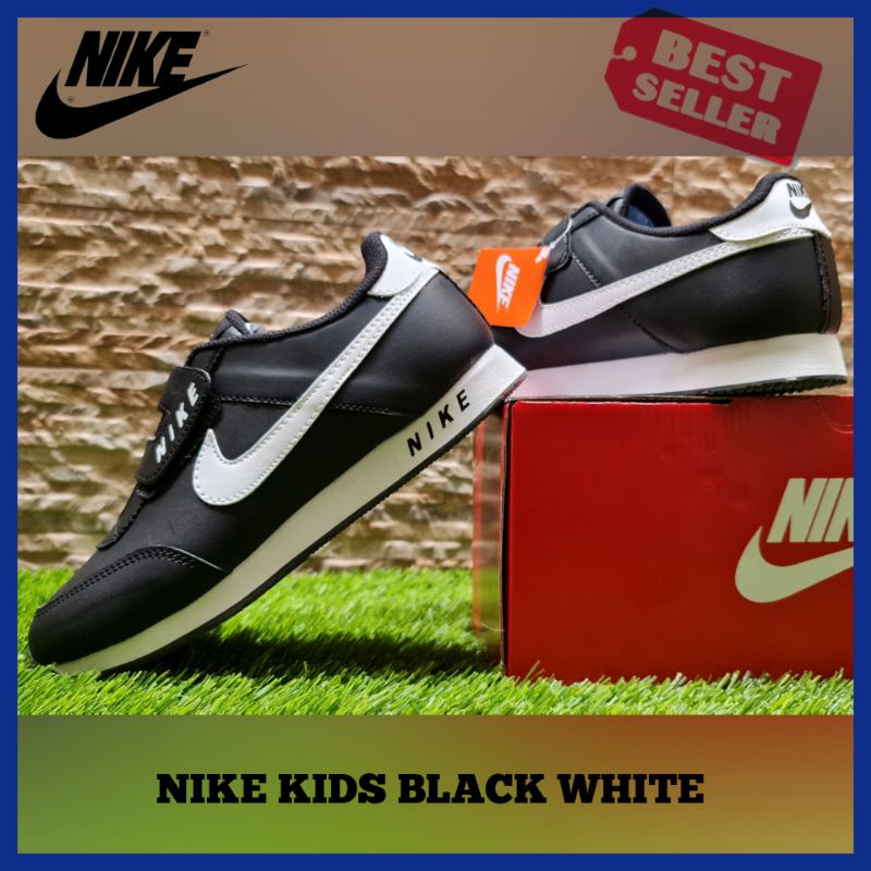 SEPATU ANAK SEKOLAH JUNIOR SIZE 32 - 37 USIA 5 - 10 TAHUN /SEPATU SEKOLAH ANAK HITAM /SEPATU ANAK LAKI-LAKI DAN PEREMPUAN UNISEX