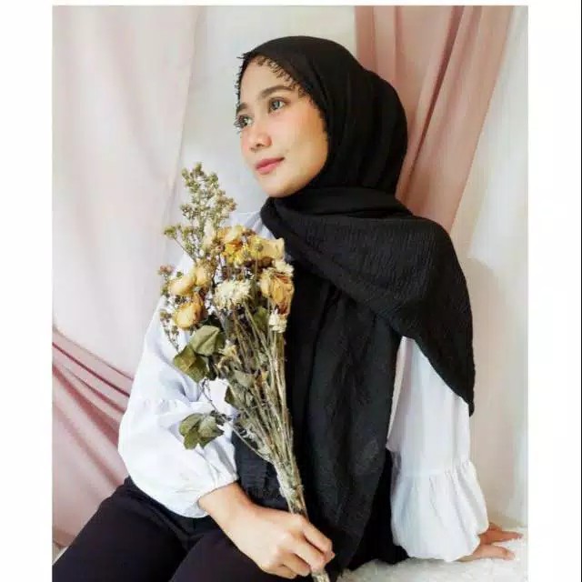 Termurah Pashmina Crinkle Azara / Pashmina Crinkle / Crinkle Azara-Hitam