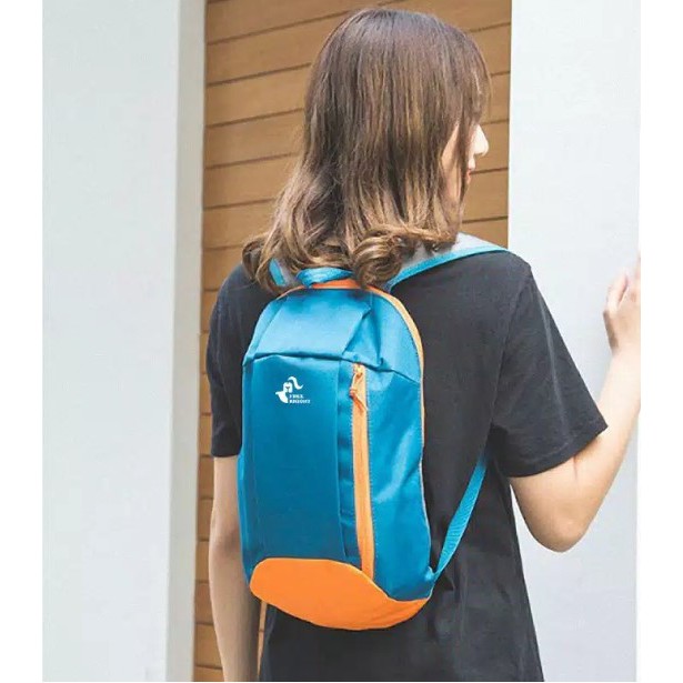 Tas Ransel Olahraga futsal Daypack Kecil Traveling Backpack punggung warna hitam biru orange