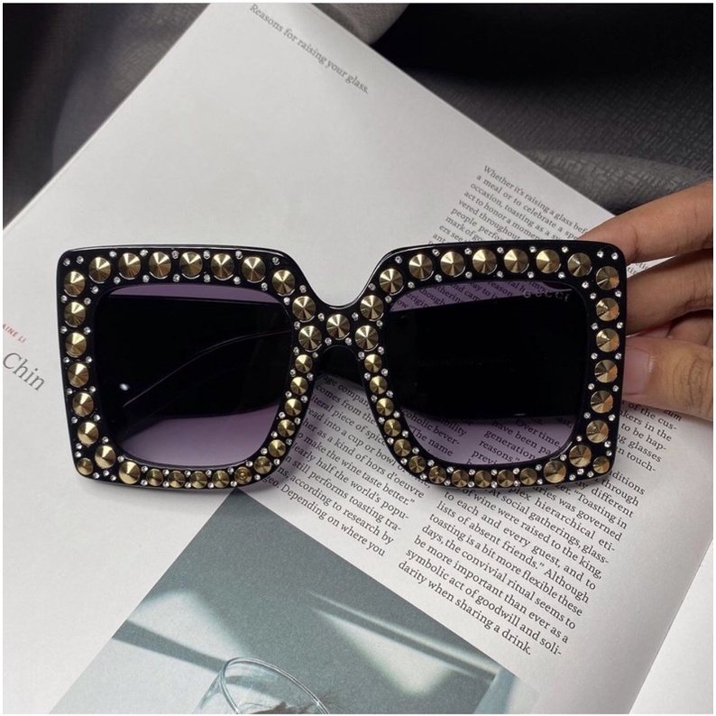 kacamata Gucci hitam