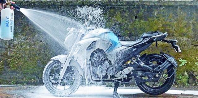 SHAMPOO MOBIL MOTOR DAN SEMIR BAN SHINING PREMIUM PAKET PERAWATAN KENDARAAN