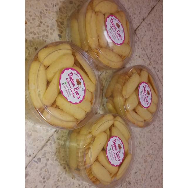 

Dapur eva's menjual Aneka kuker, brownis, bolu gulung
